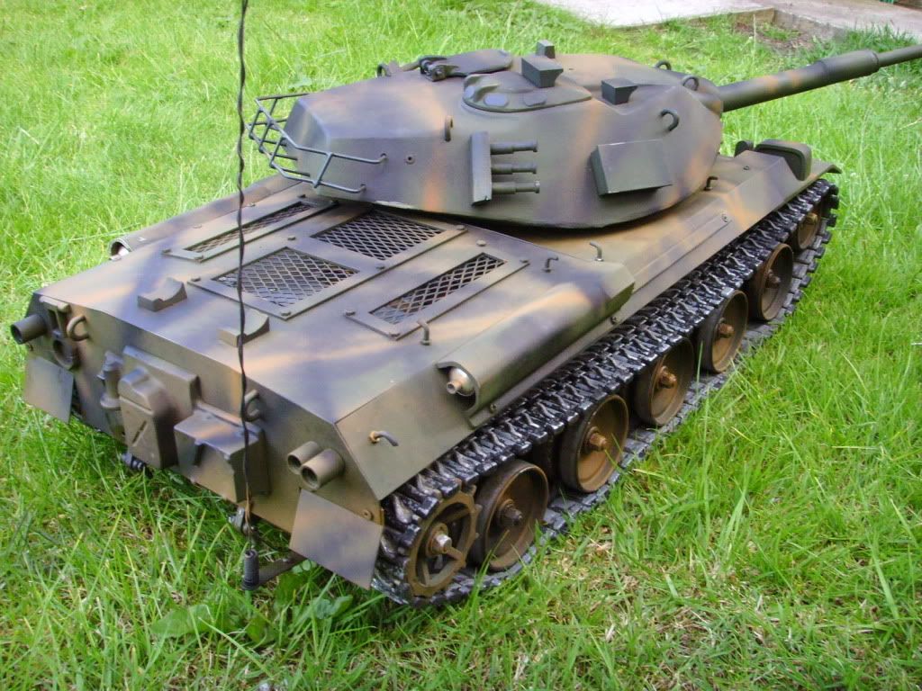 RC Tanks